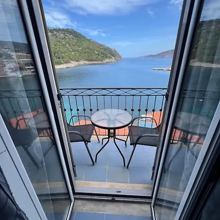 La Casa Sulle Rocce House On The Rocks 펜션 *