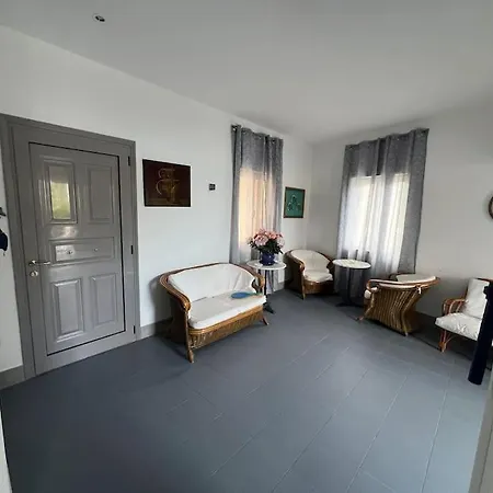 La Casa Sulle Rocce House On The Rocks * 아소스