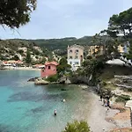 La Casa Sulle Rocce House On The Rocks Holiday home Asos