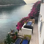 Holiday home La Casa Sulle Rocce House On The Rocks *