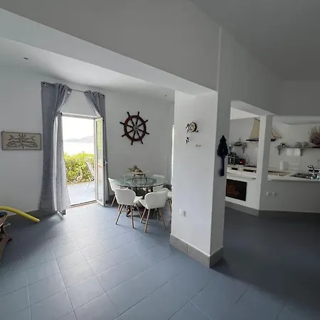 La Casa Sulle Rocce House On The Rocks Semesterbostad