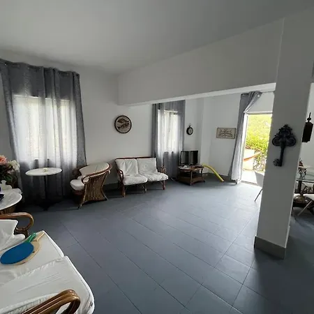Semesterbostad La Casa Sulle Rocce House On The Rocks Asos