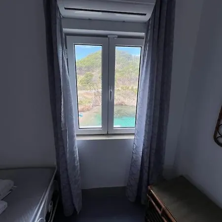 Nyaraló La Casa Sulle Rocce House On The Rocks Ászosz