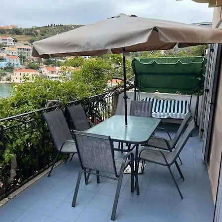 La Casa Sulle Rocce House On The Rocks Άσσος