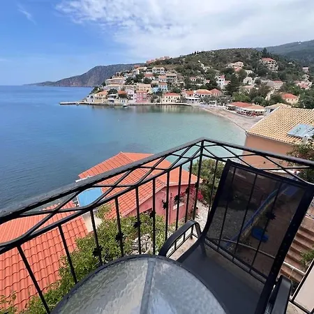 בית נופש La Casa Sulle Rocce House On The Rocks אסוס