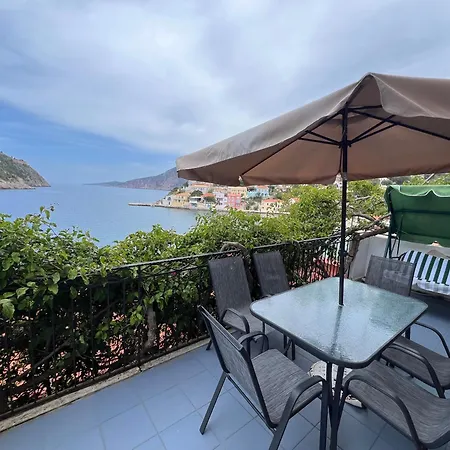 La Casa Sulle Rocce House On The Rocks Άσσος