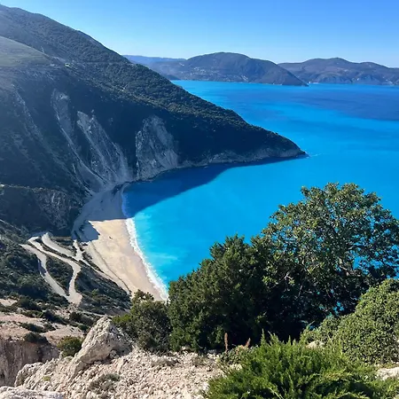 בית נופש La Casa Sulle Rocce House On The Rocks *
