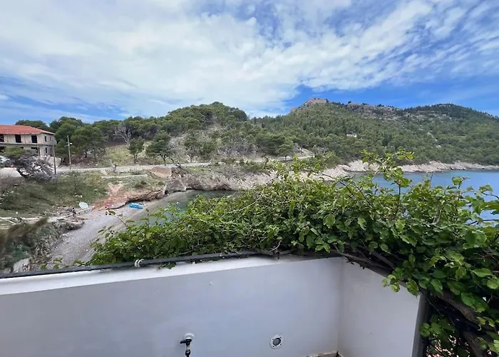 بيت للعطل La Casa Sulle Rocce House On The Rocks *