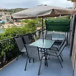 La Casa Sulle Rocce House On The Rocks أسوس